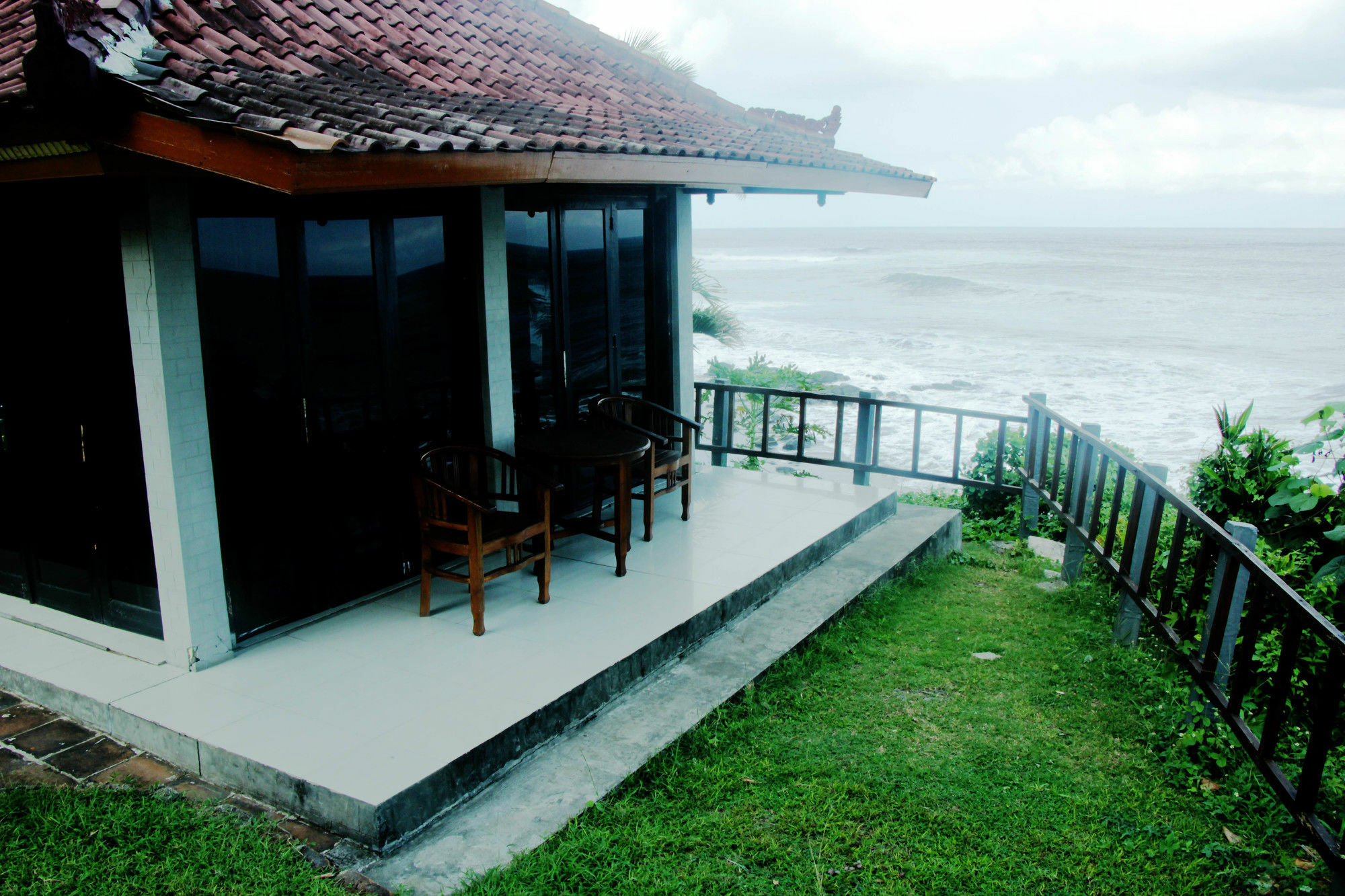 Soka Indah Restaurant & Bungalows Selemadeg  Esterno foto